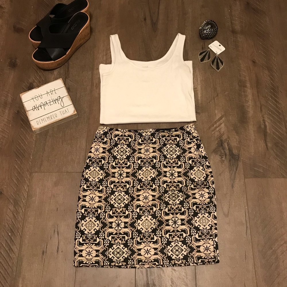 Xhilaration tribal print mini skirt. Size xs.